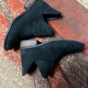 Steve Madden Black Ankle Booties
